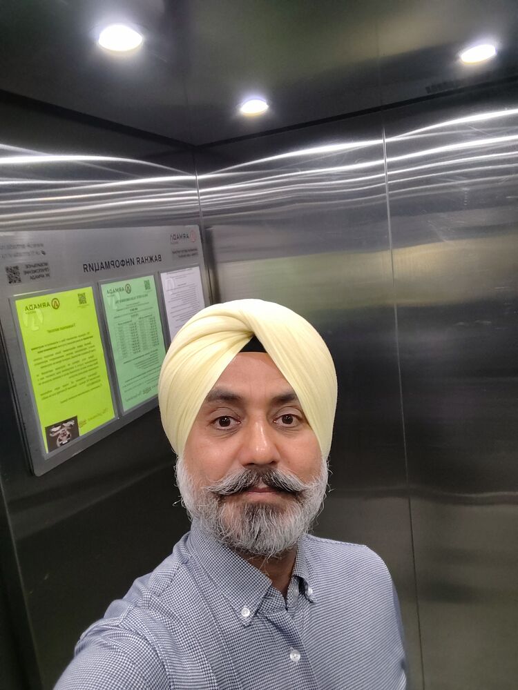  ,   Arvinder, 56 ,   ,   , c , 