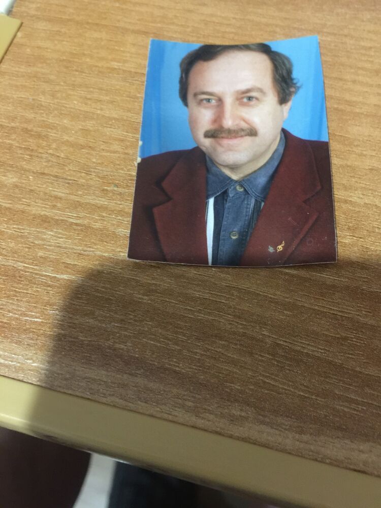  46587191  , 44 ,    