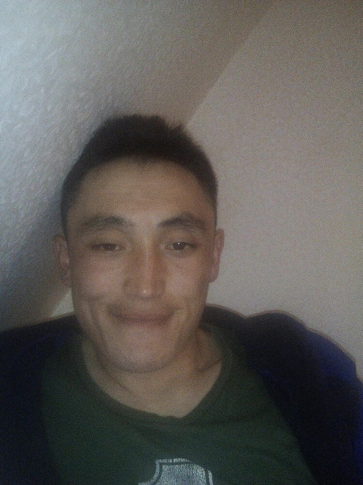  9261661  Nurlan, 44 ,    
