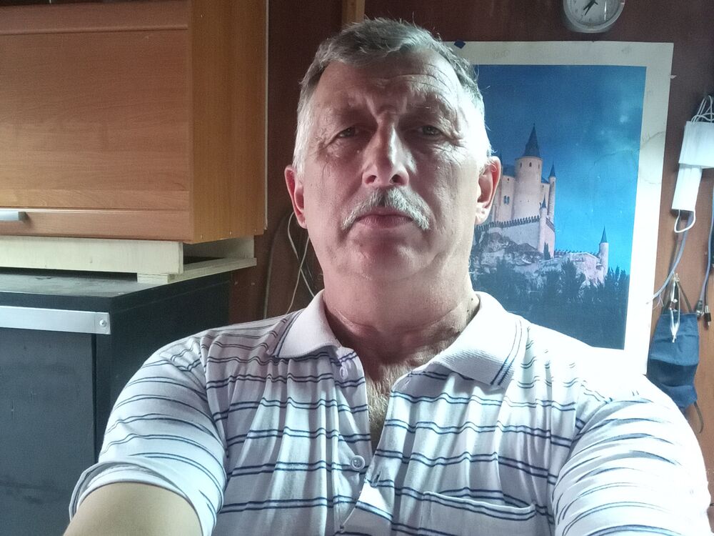  29753721  , 64 ,    