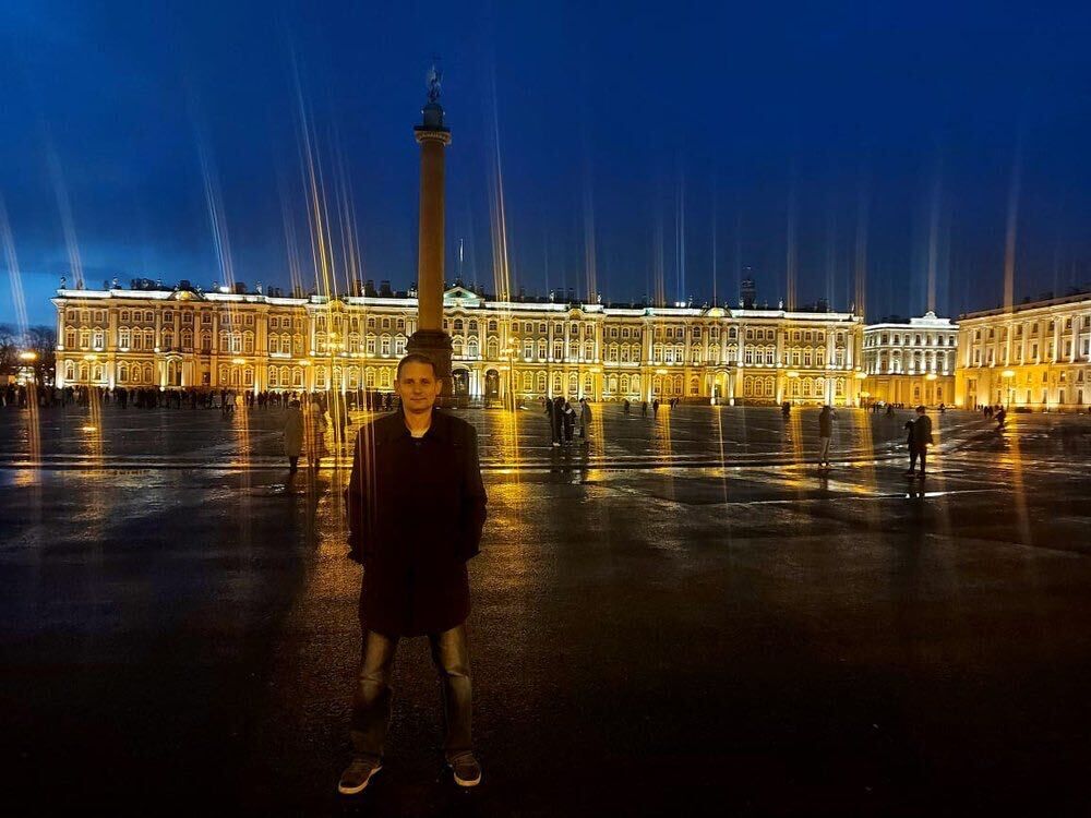  ,   Vladimir, 42 ,   ,   