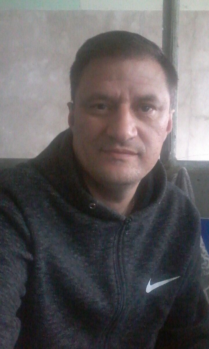  10016981  , 54 ,    