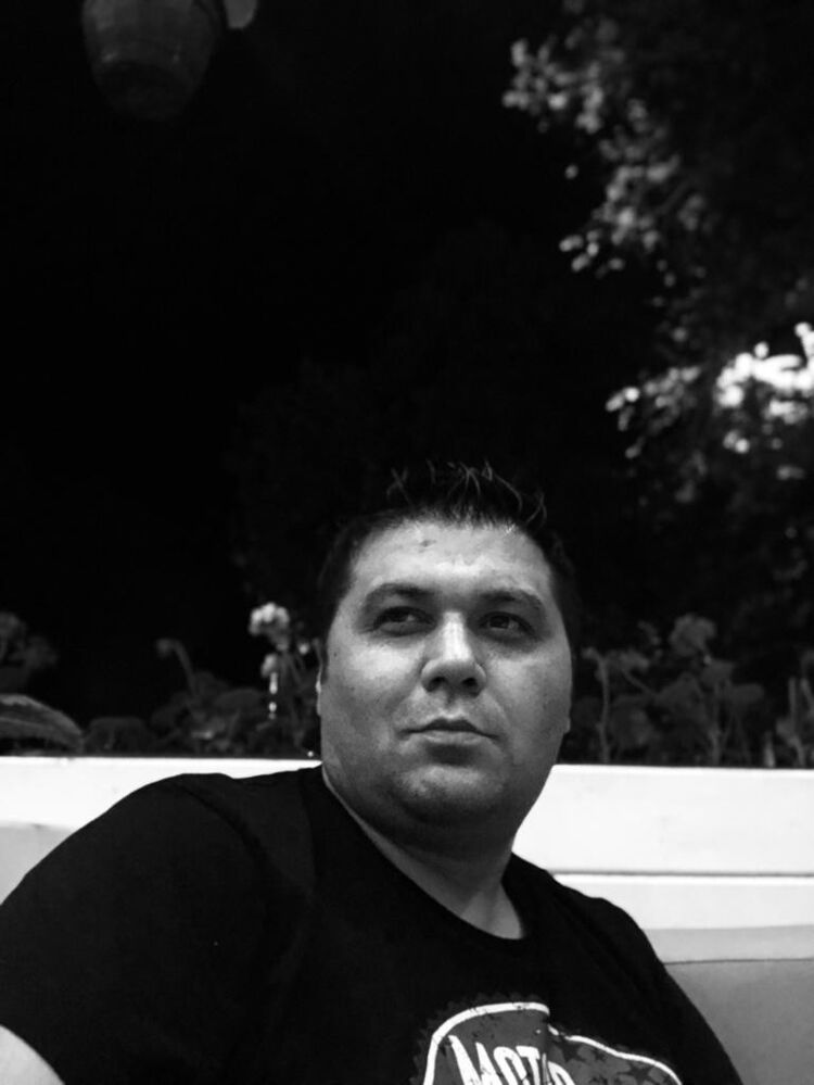  ,   Erol, 44 ,   ,   , c 