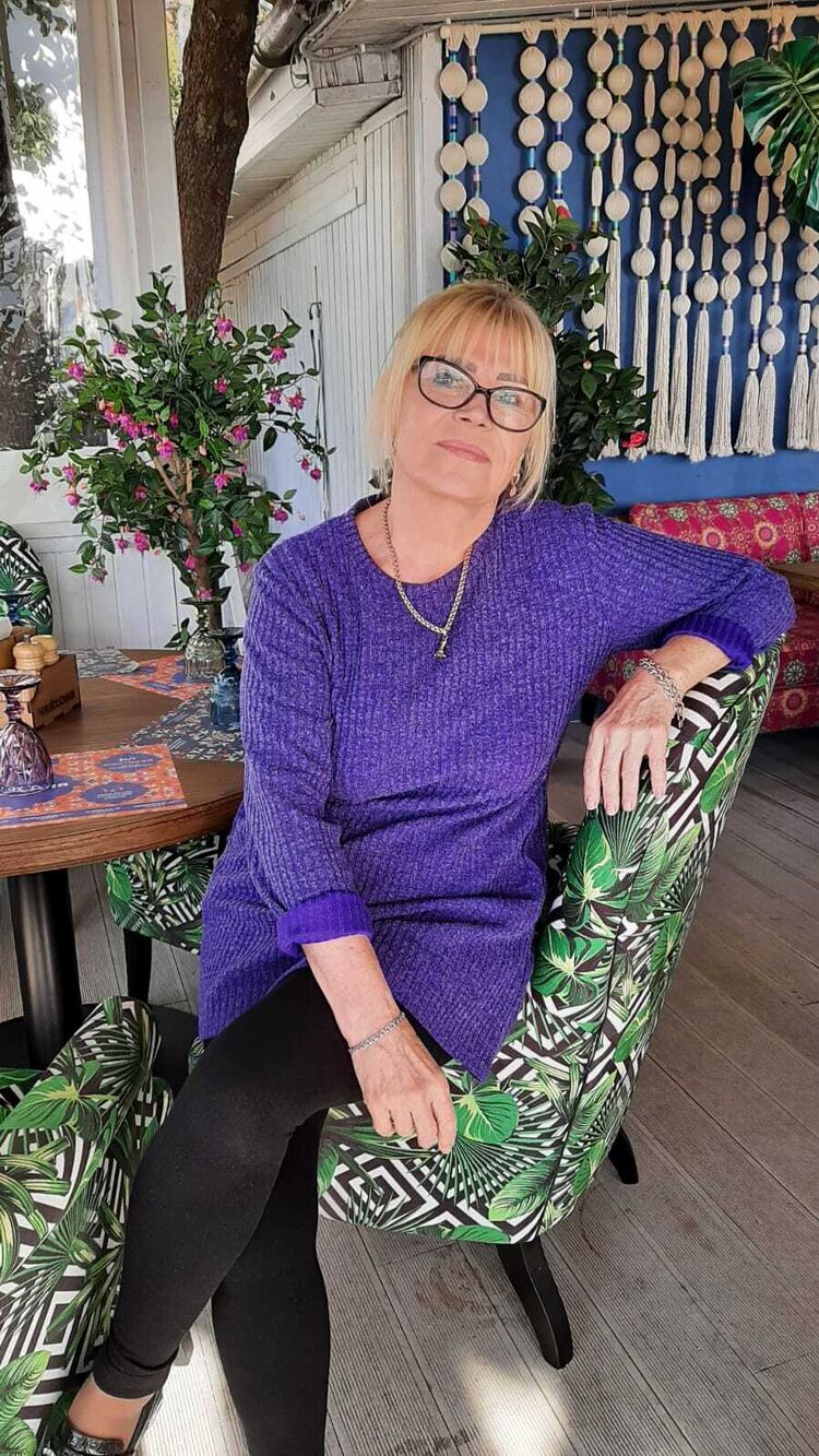  -,   , 62 ,     