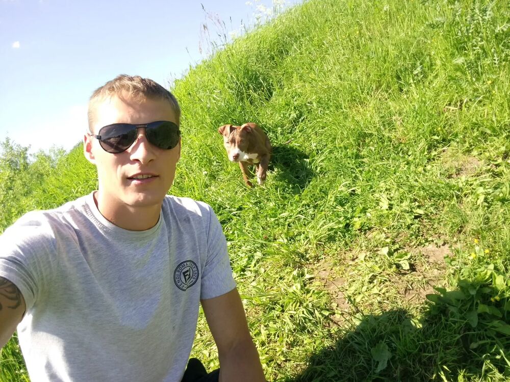  46610721  Denis, 35 ,    