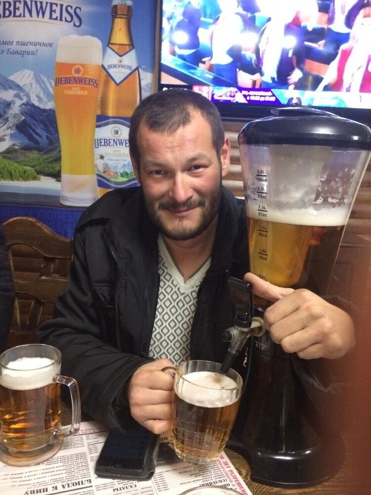  ,   Aleksandr, 43 ,   ,   , c , 