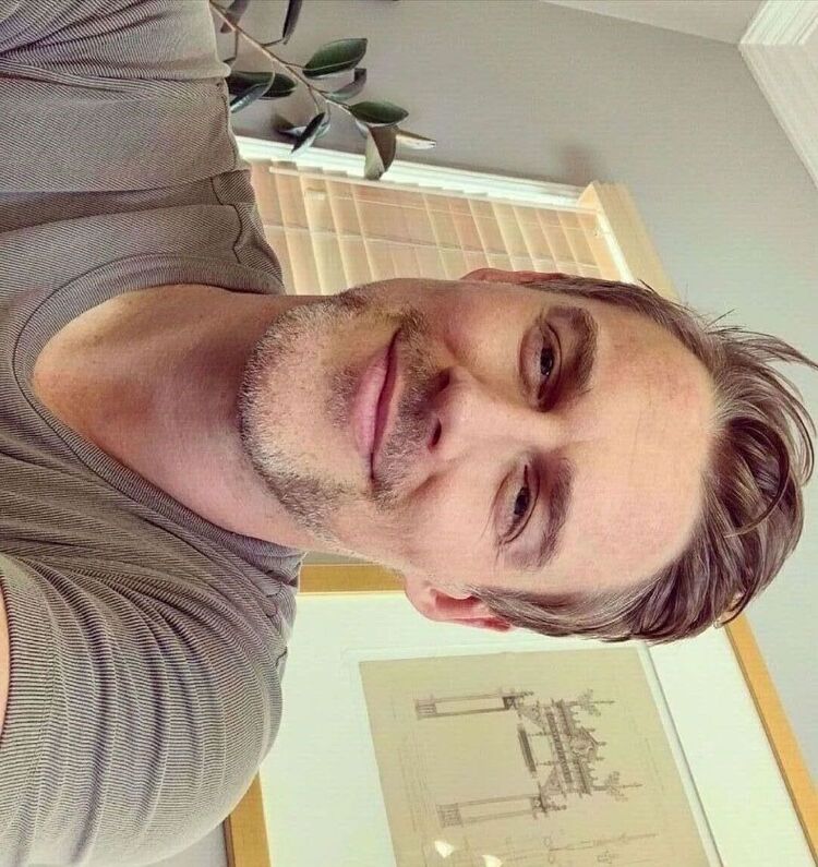  53541021  Arthur, 46 ,    