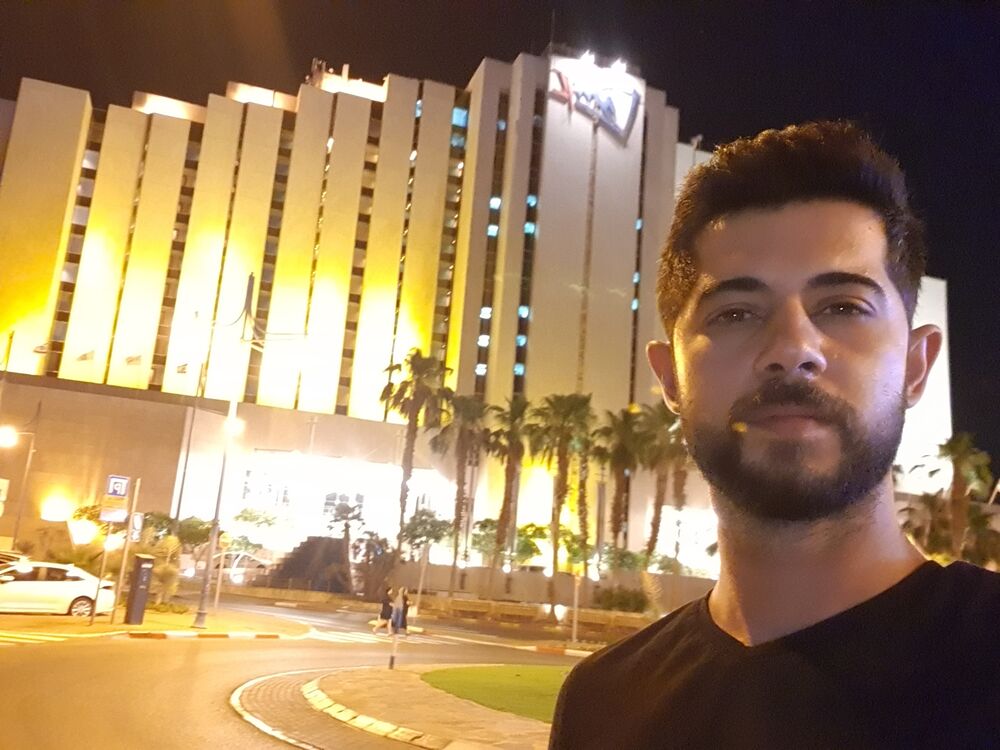  27083501  Tom, 31 ,    Ramat Gan