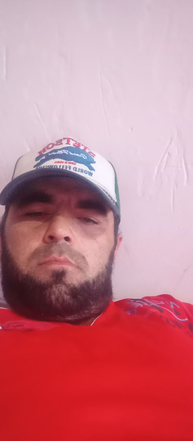  -,   Umed, 32 ,   ,   , c , 