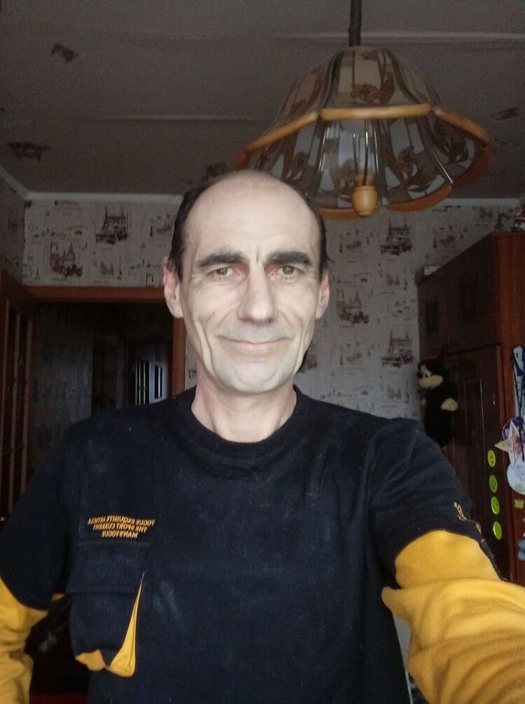  25073871  , 54 ,    