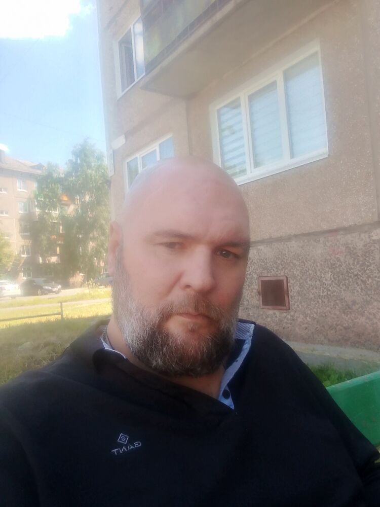  53422981  , 43 ,    