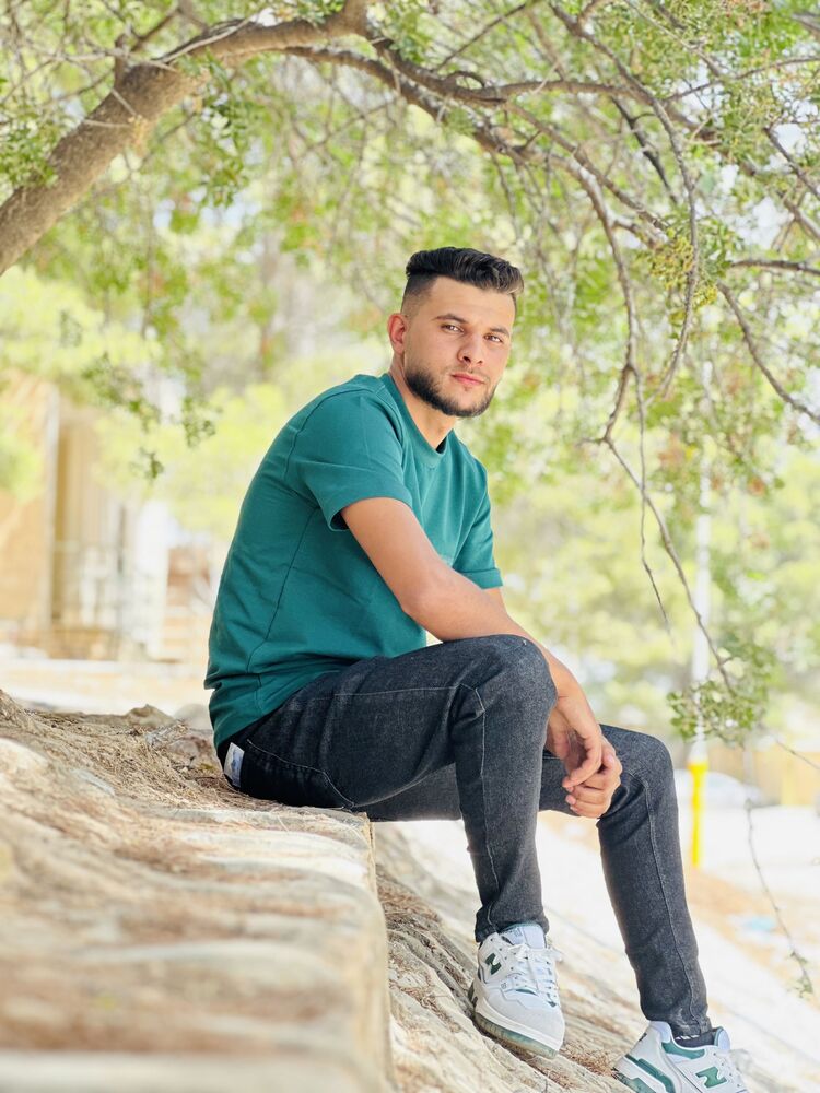  ,   Yassen, 23 ,   ,   