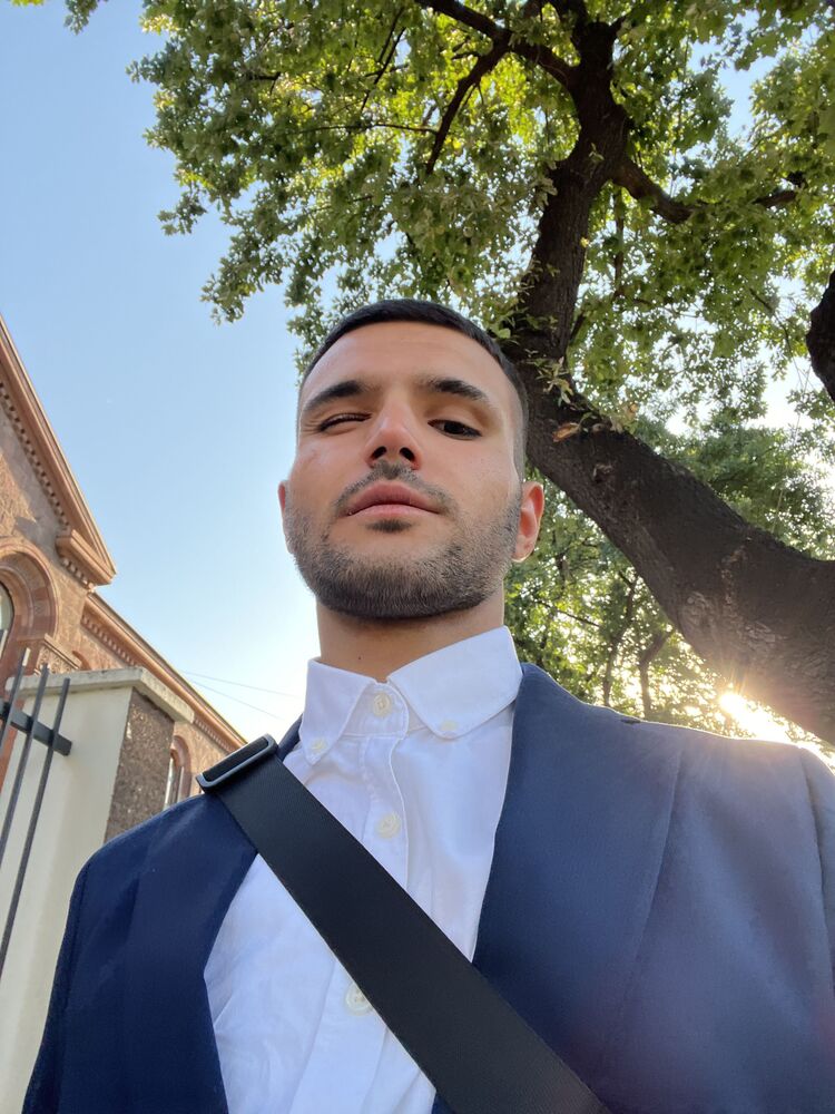 ���� 39157121 ����� Artyom, 25 ���, ���� ���������� � �������