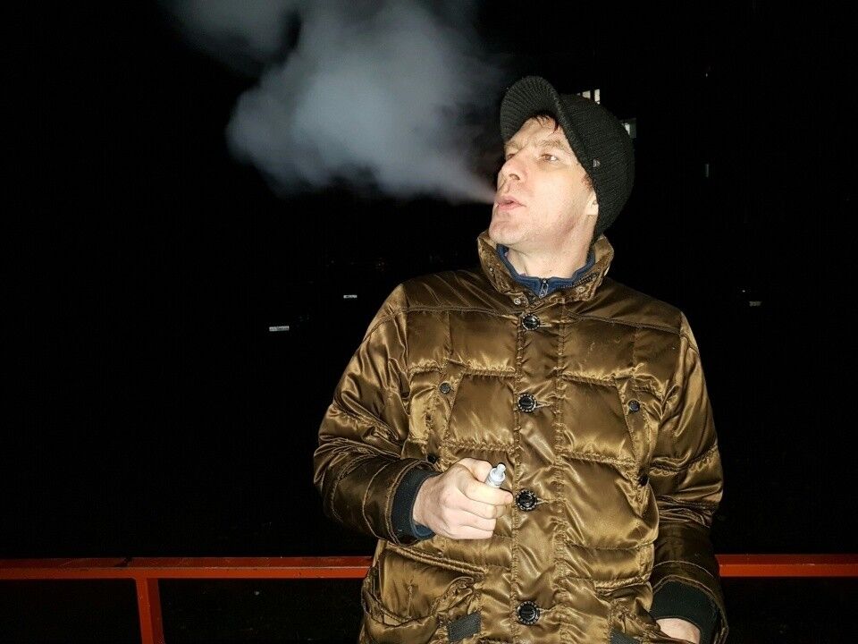  9784431  Alex, 52 ,    