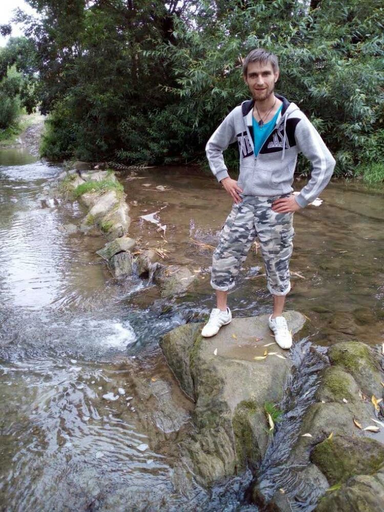  ,   Roma, 37 ,   