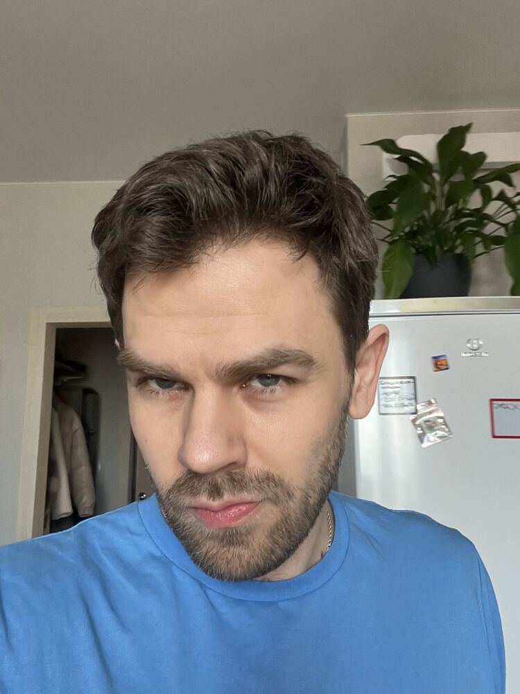  36894831  , 31 ,    