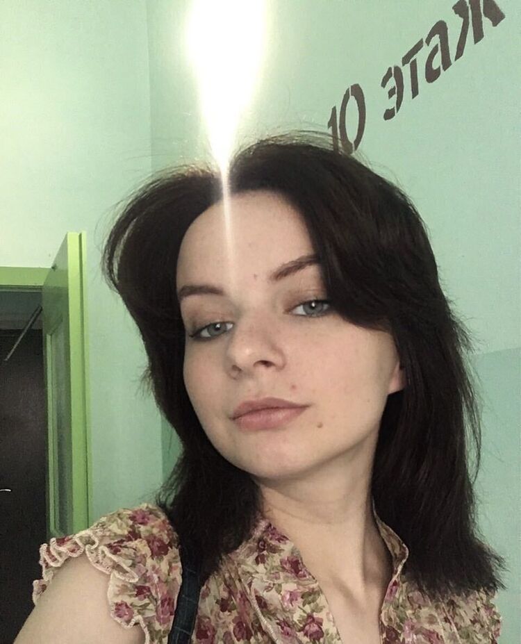  29793331  Julia, 24 ,    