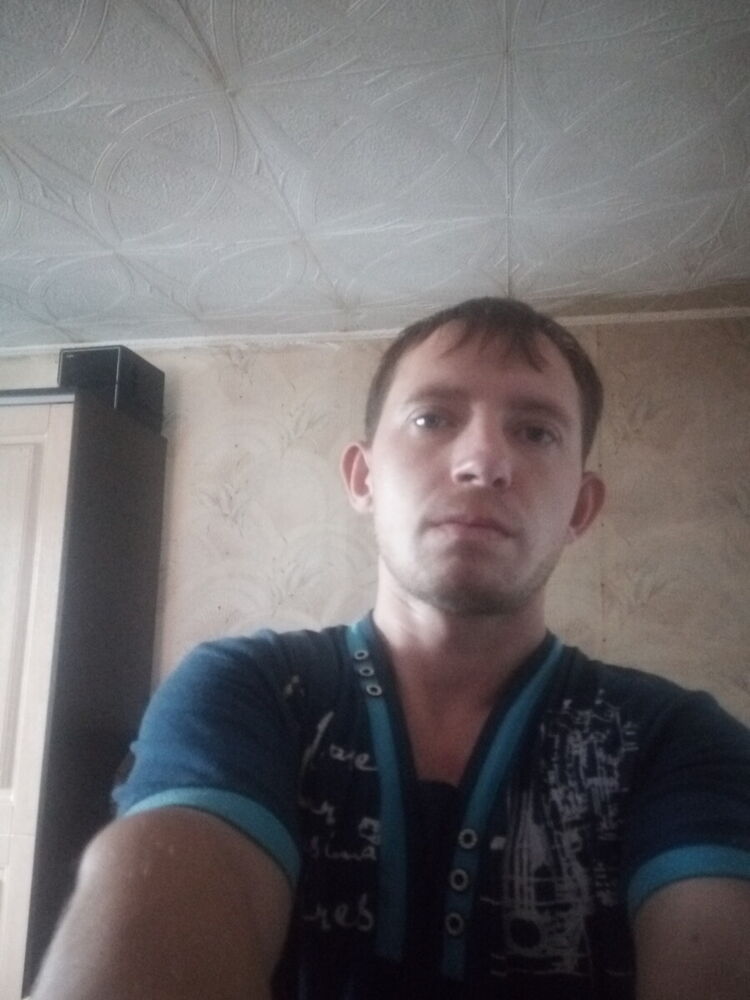  21640181  , 32 ,    
