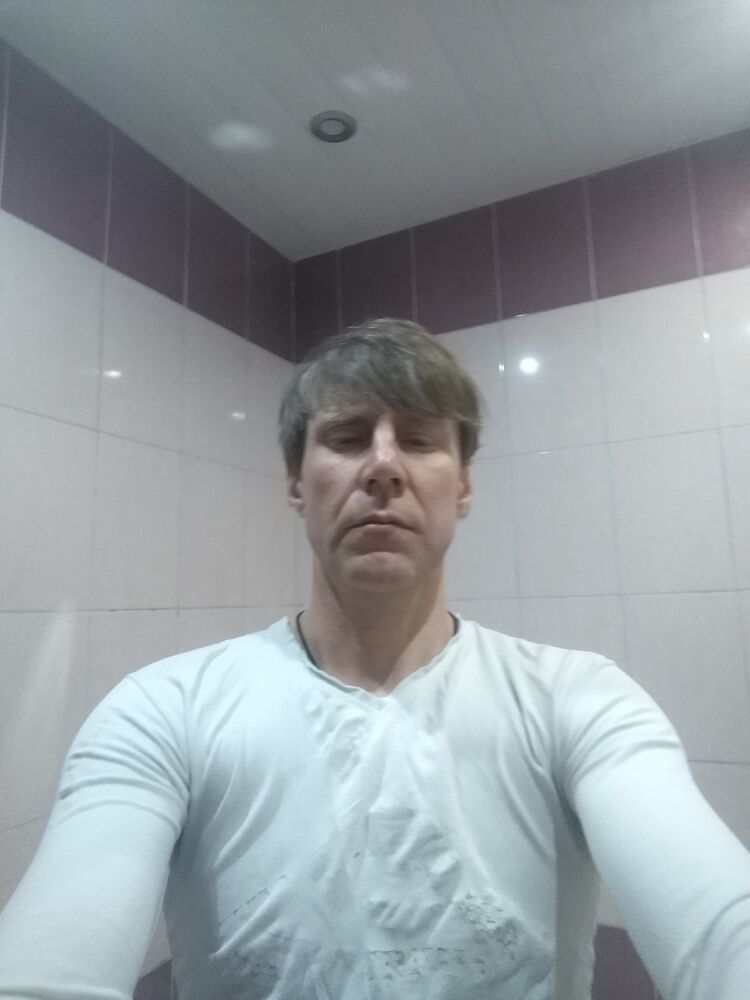  54610481  Alex, 46 ,    