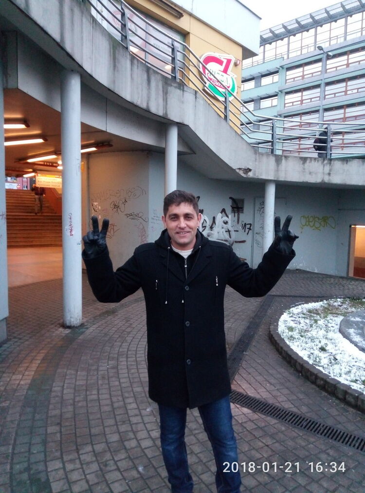  Praha,   , 39 ,   ,   , c 