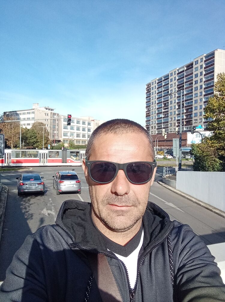  Kyje,   Misha, 46 ,   ,   