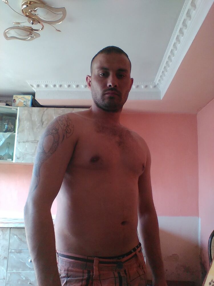  5858961  Nicita, 37 ,    