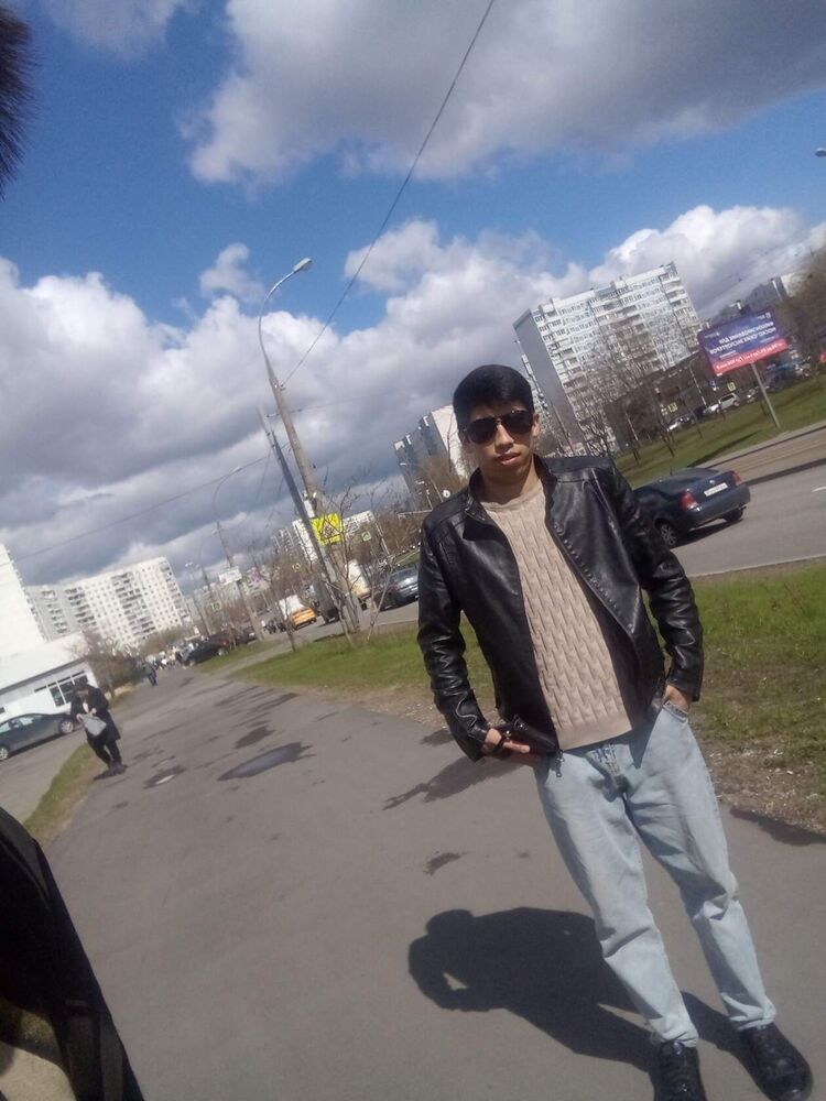  ,   Ruslan, 25 ,   ,   , c 