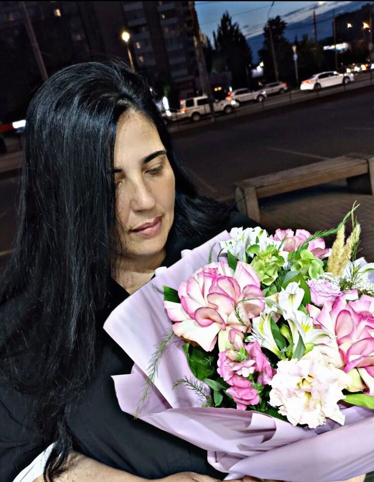  27840041  , 49 ,    --