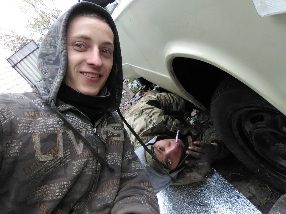  17830181  Artem, 30 ,    