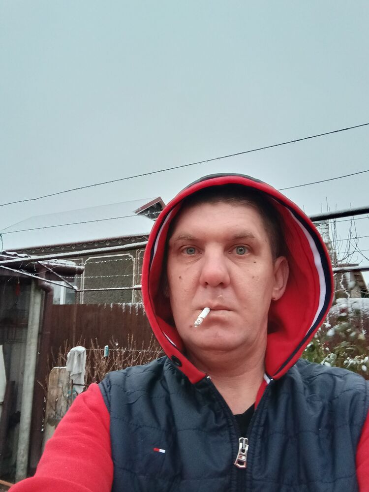  48902891  , 44 ,    