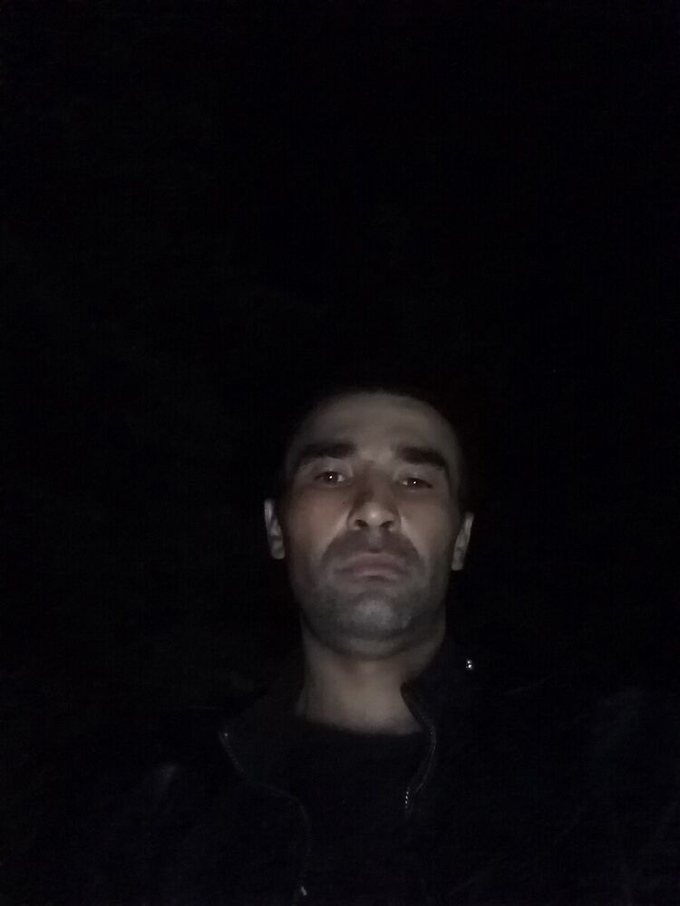  21019431  Ravil, 40 ,    