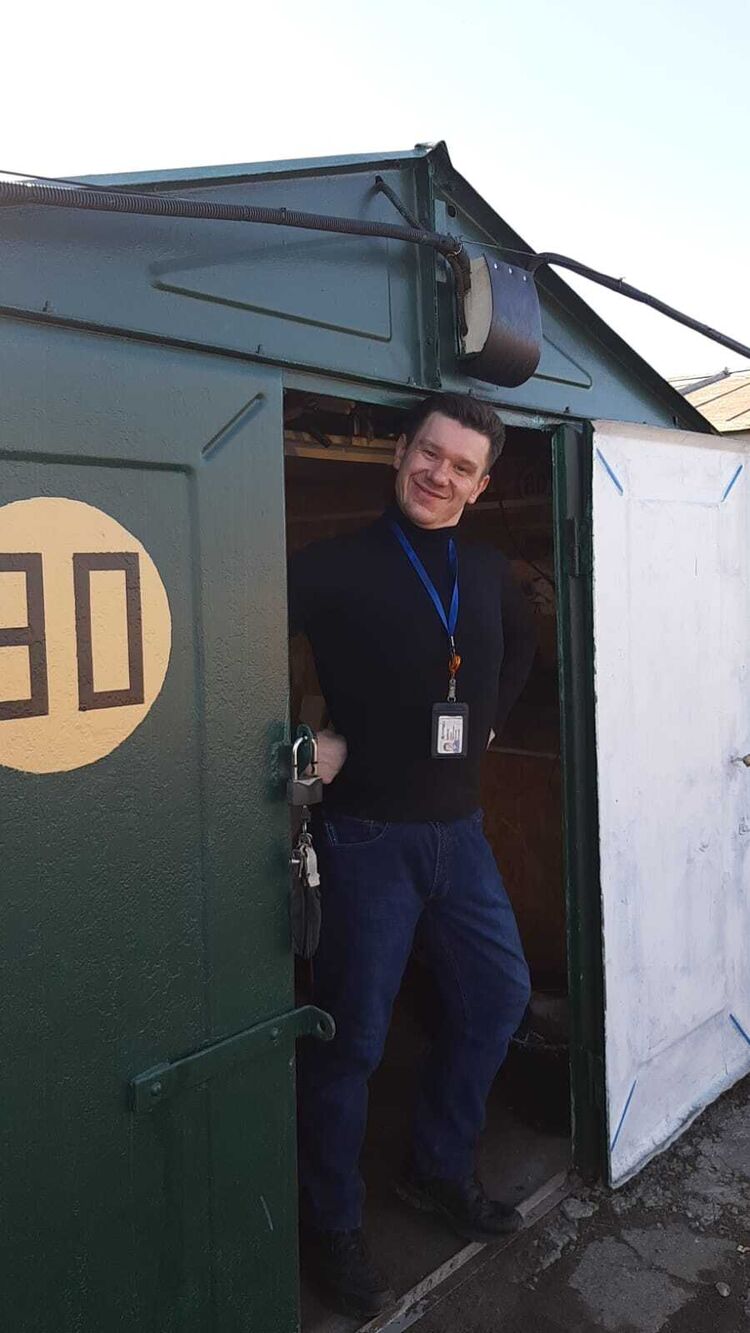  35685281  , 34 ,    -