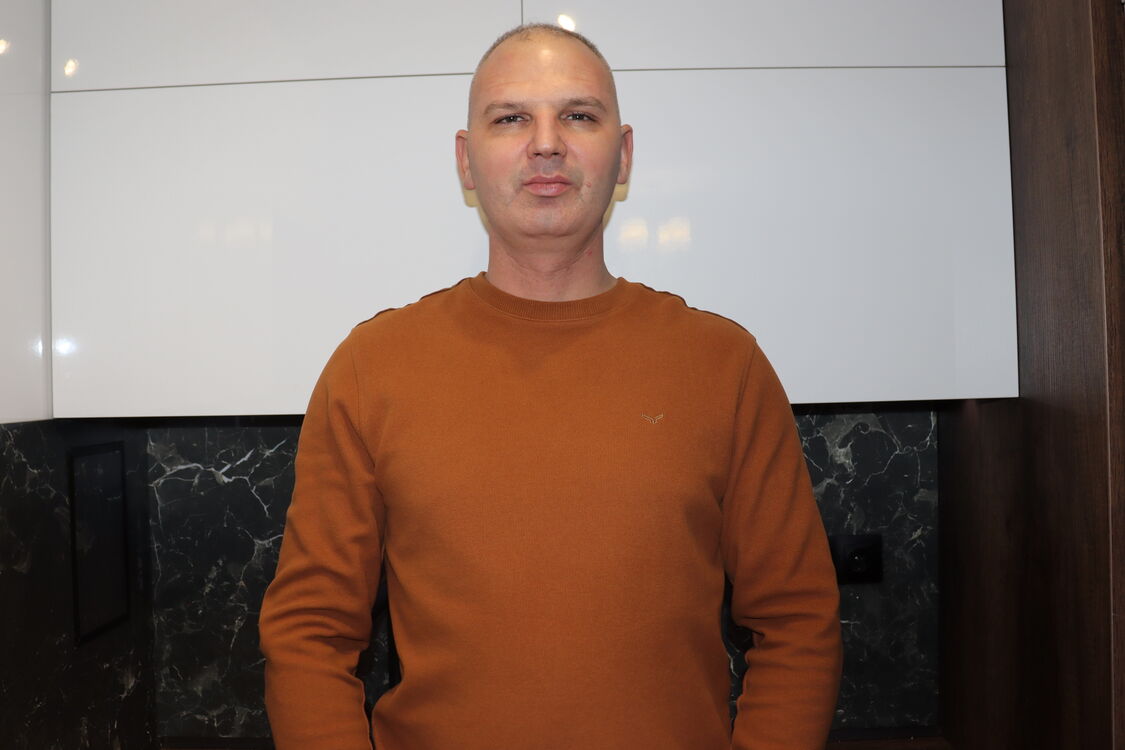  ,   Jivko, 42 ,   ,   