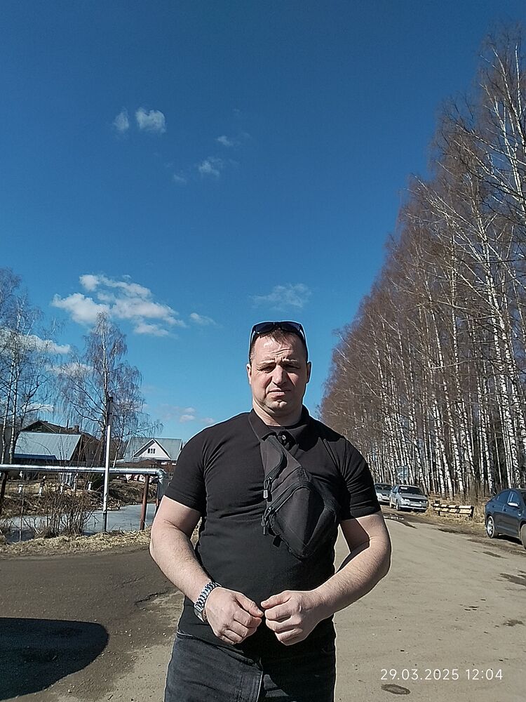 ,   Dima, 44 ,   ,   , c , 