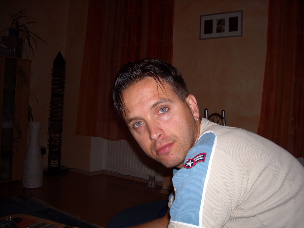  22708131  Sabri, 46 ,    