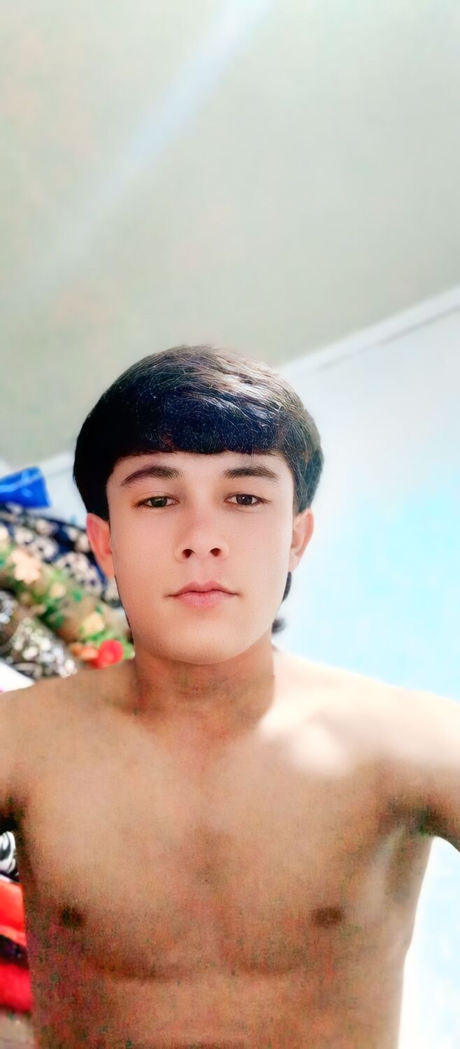  ,   Akbar, 18 ,   ,   