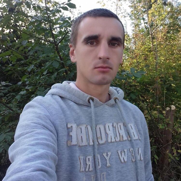  32693941  , 39 ,    