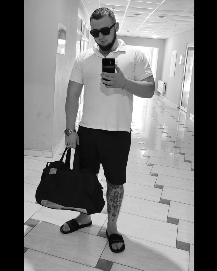  46920871  Vova, 23 ,    