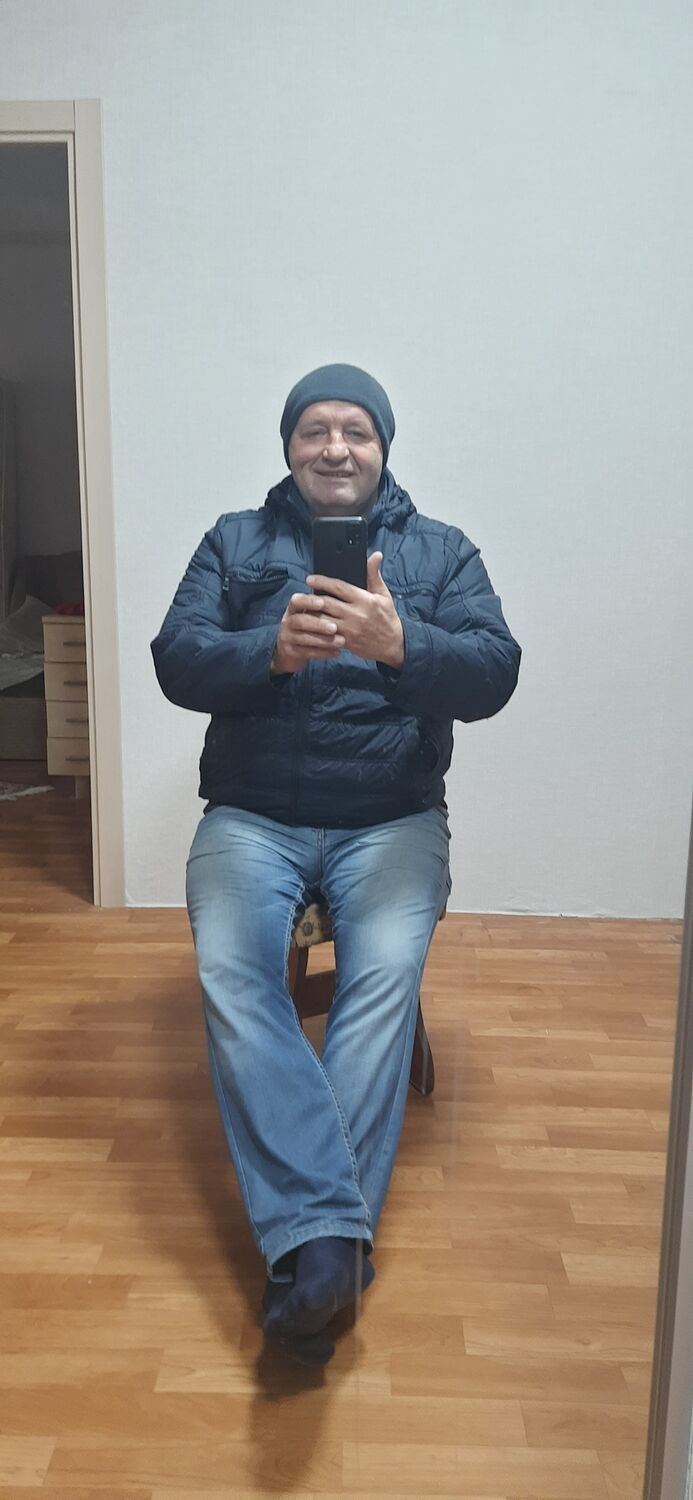  39649371  , 62 ,    