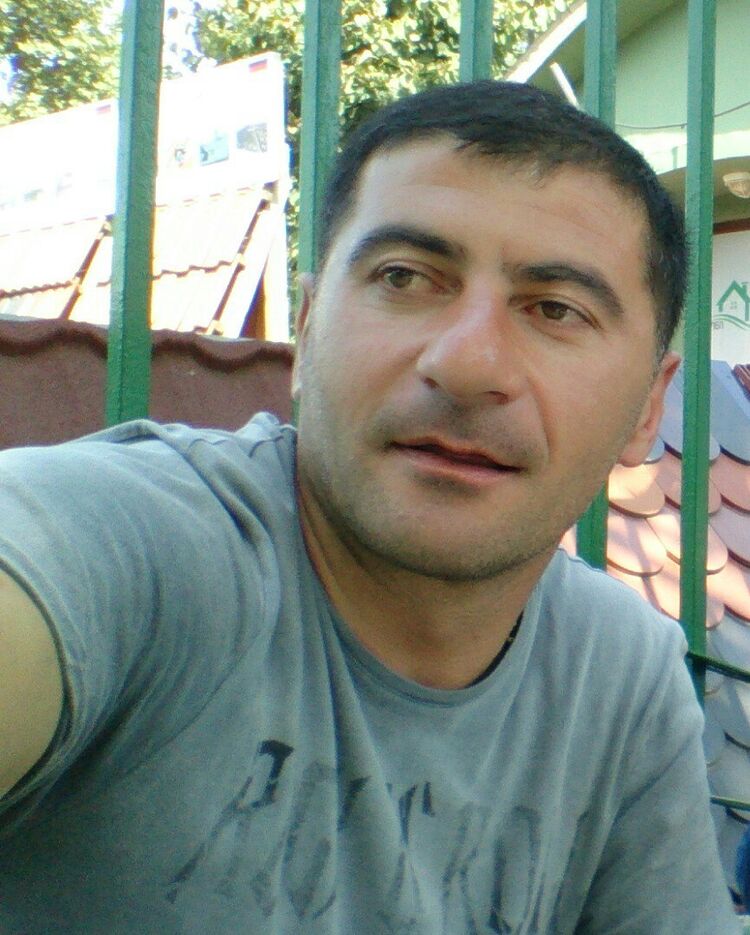  ,   Leri, 44 ,   ,   , c 