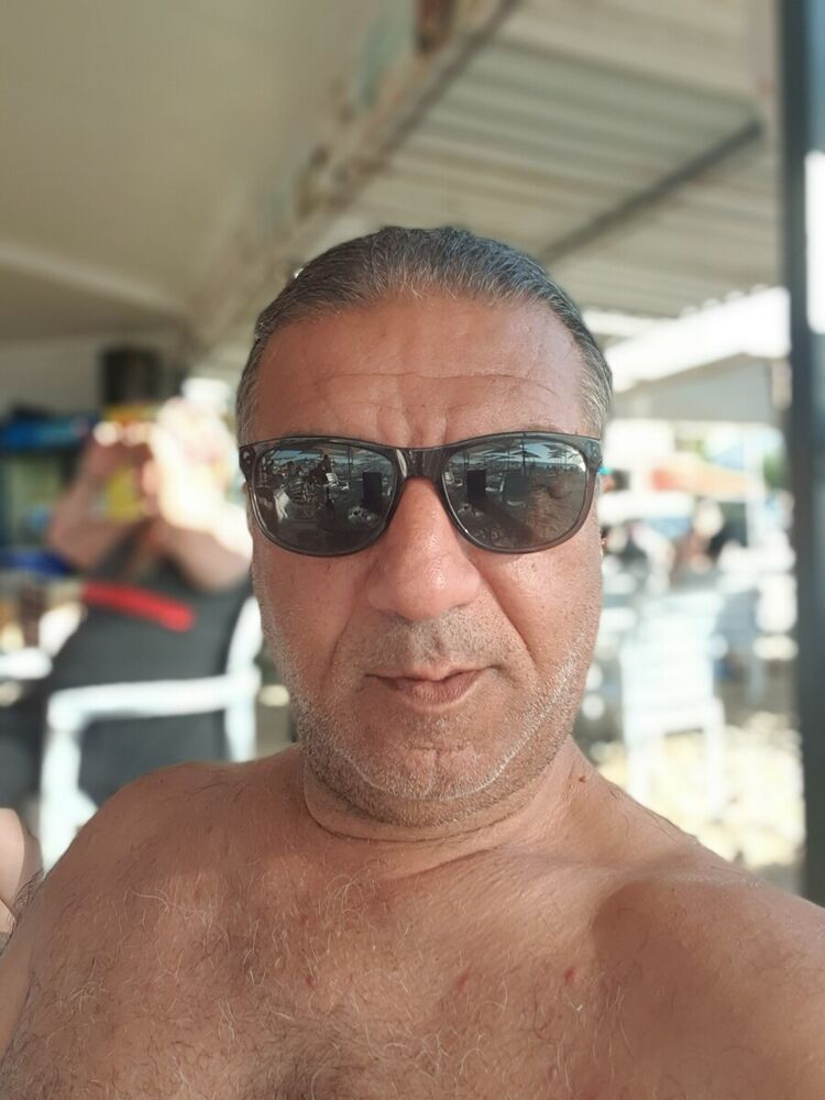  20449941  Cengiz, 48 ,    