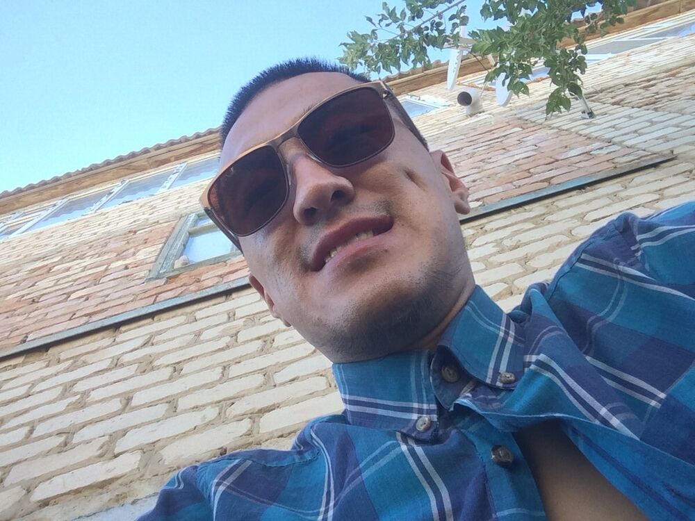  ,   Jansultan, 33 ,   ,   , c 