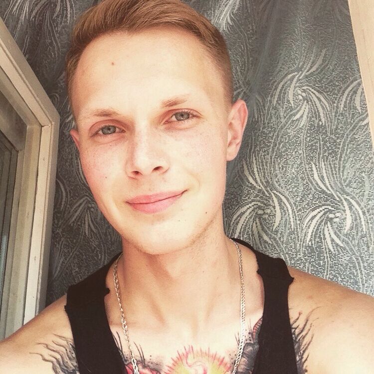  9358271  Georgiy, 32 ,    