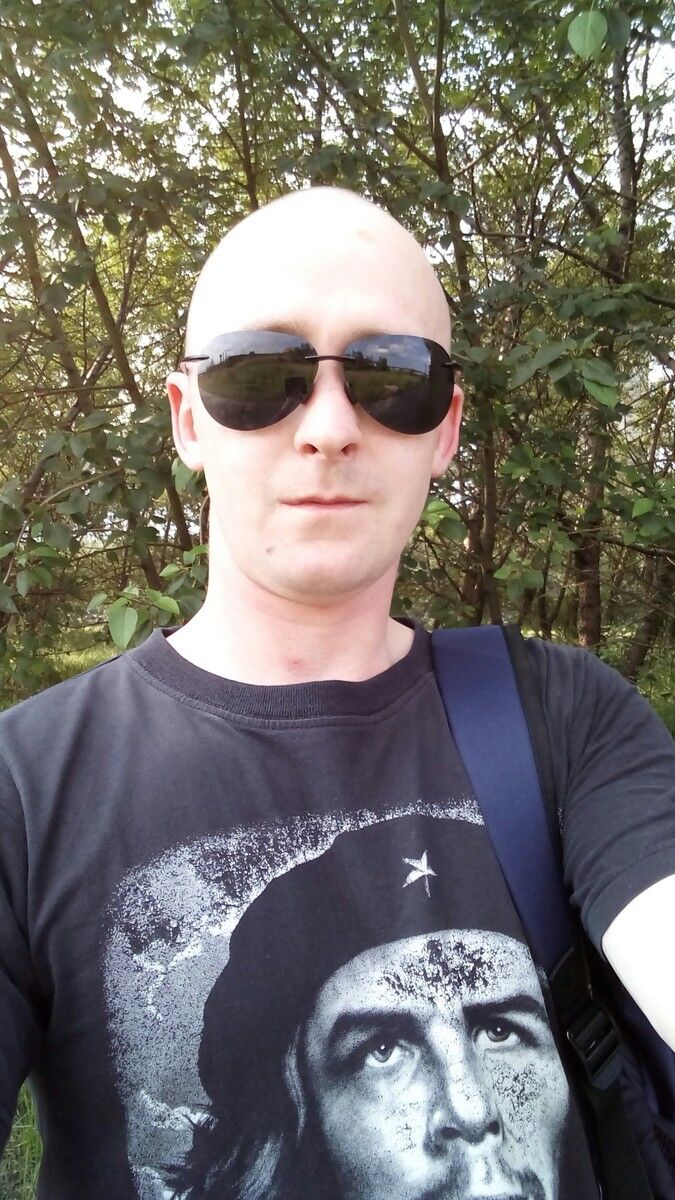  11141751  Alexandr, 37 ,     
