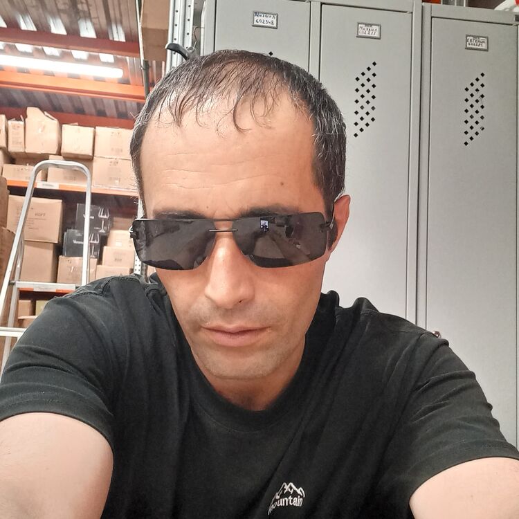  47281981  , 40 ,    