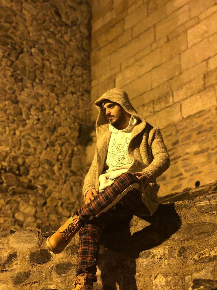  ,   Veysel, 32 ,   ,   , c , 