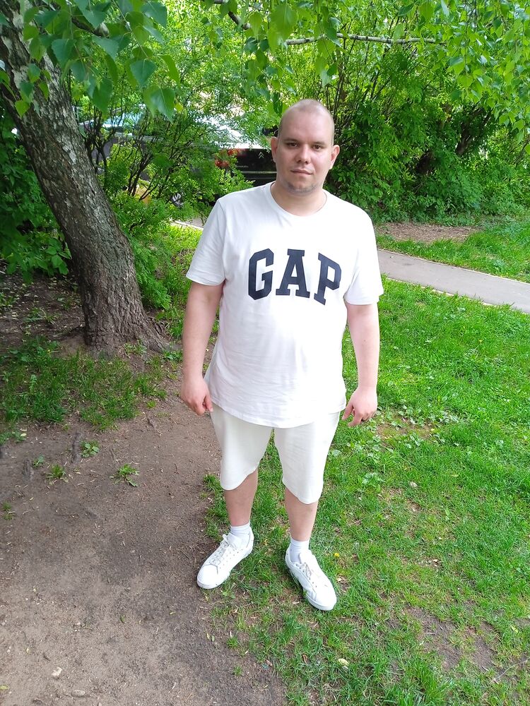  ,   Denis, 31 ,   c 