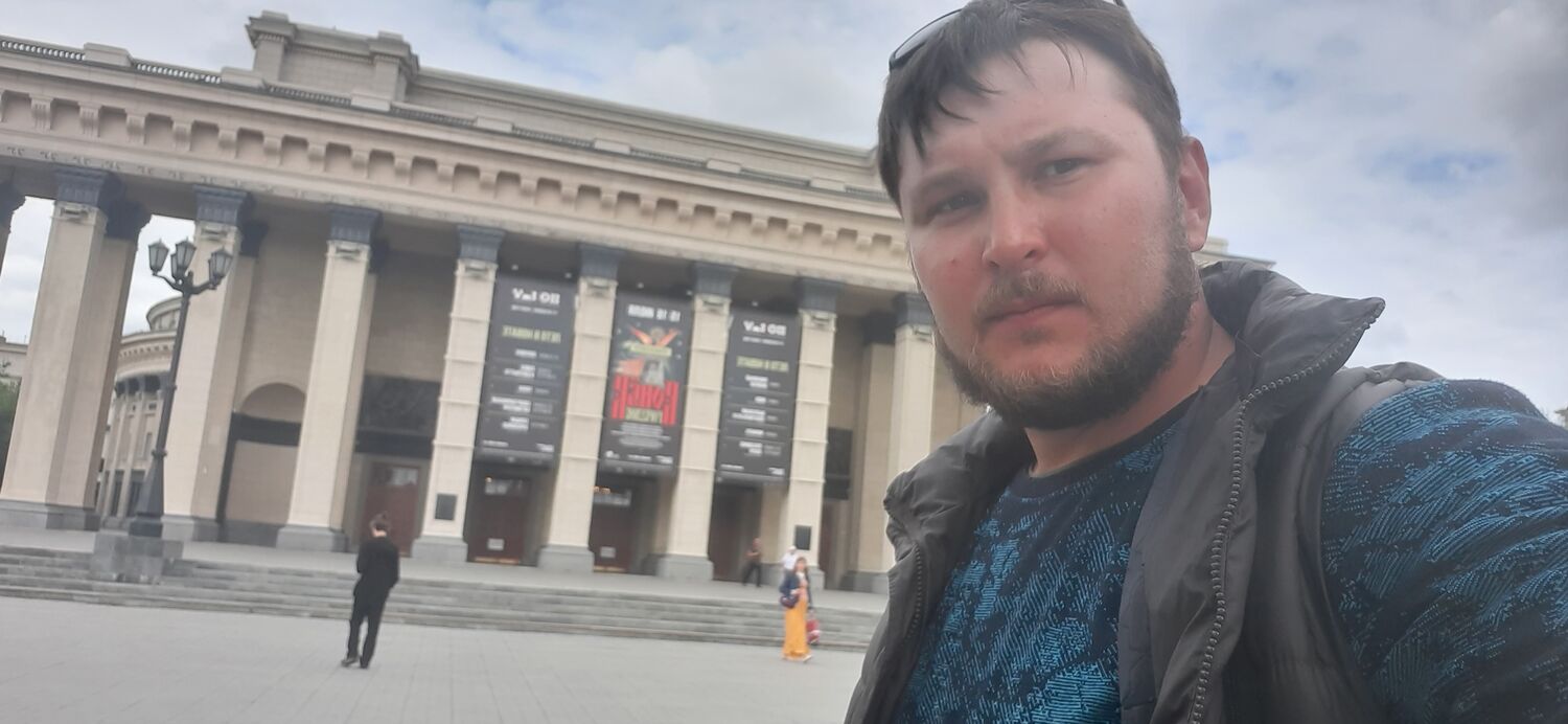  ,   Pavel, 33 ,     , c 
