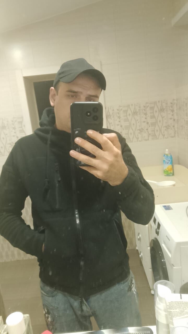  46788671  , 34 ,    