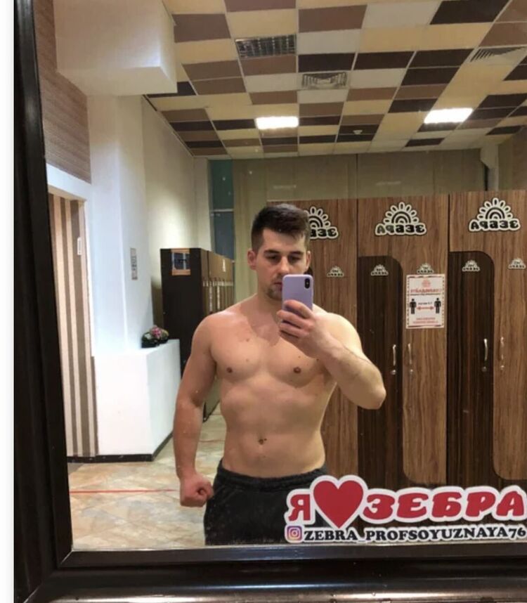  ,   Alex, 32 ,   ,   
